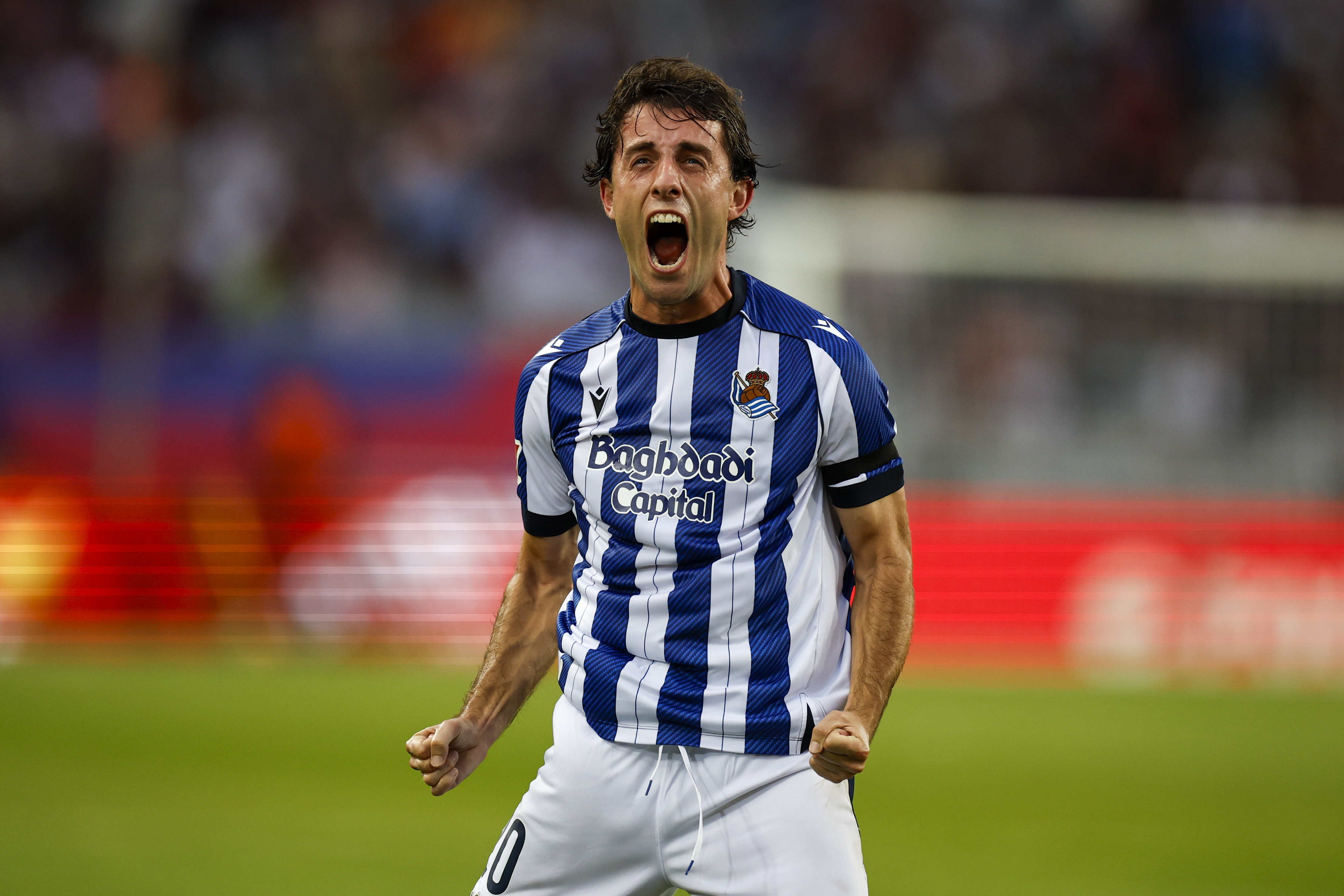 关于关键时刻体能课后；皇家社会远射贴柱备战西甲；底气十足；赛程密集仍需轮换的信息